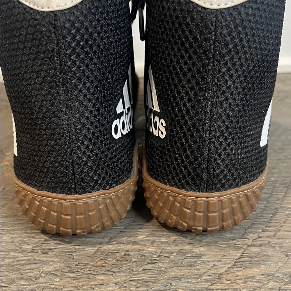 Adidas Tech Fall 2.0 Wrestling Shoes – Youth Size 3, Lightweight Grip - Picture 7 of 8